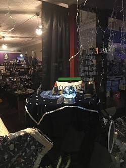 Mini Reads $20 Tuesdays-Saturday